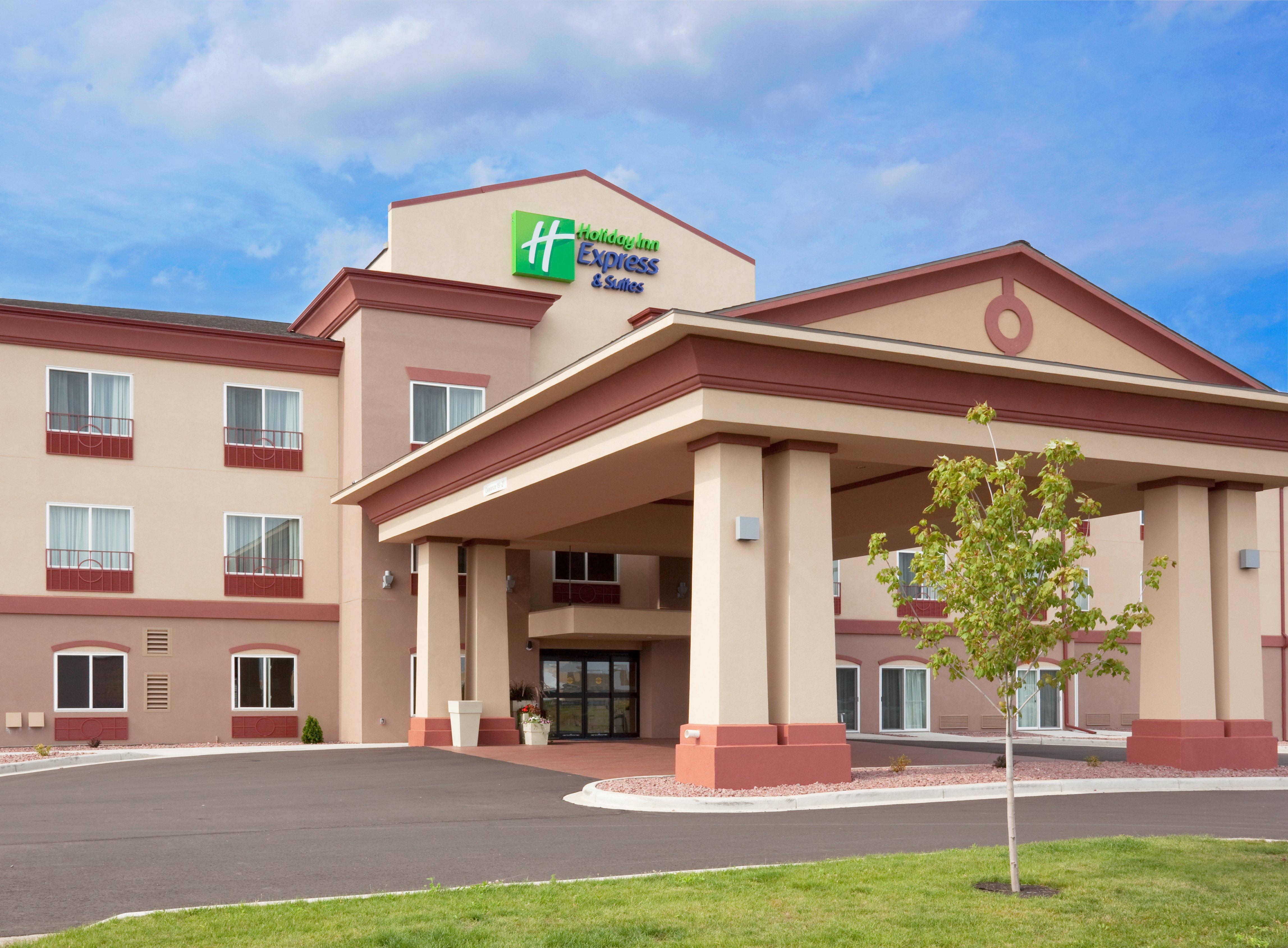 Holiday Inn Express Hotel & Suites Antigo By Ihg Eksteriør bilde