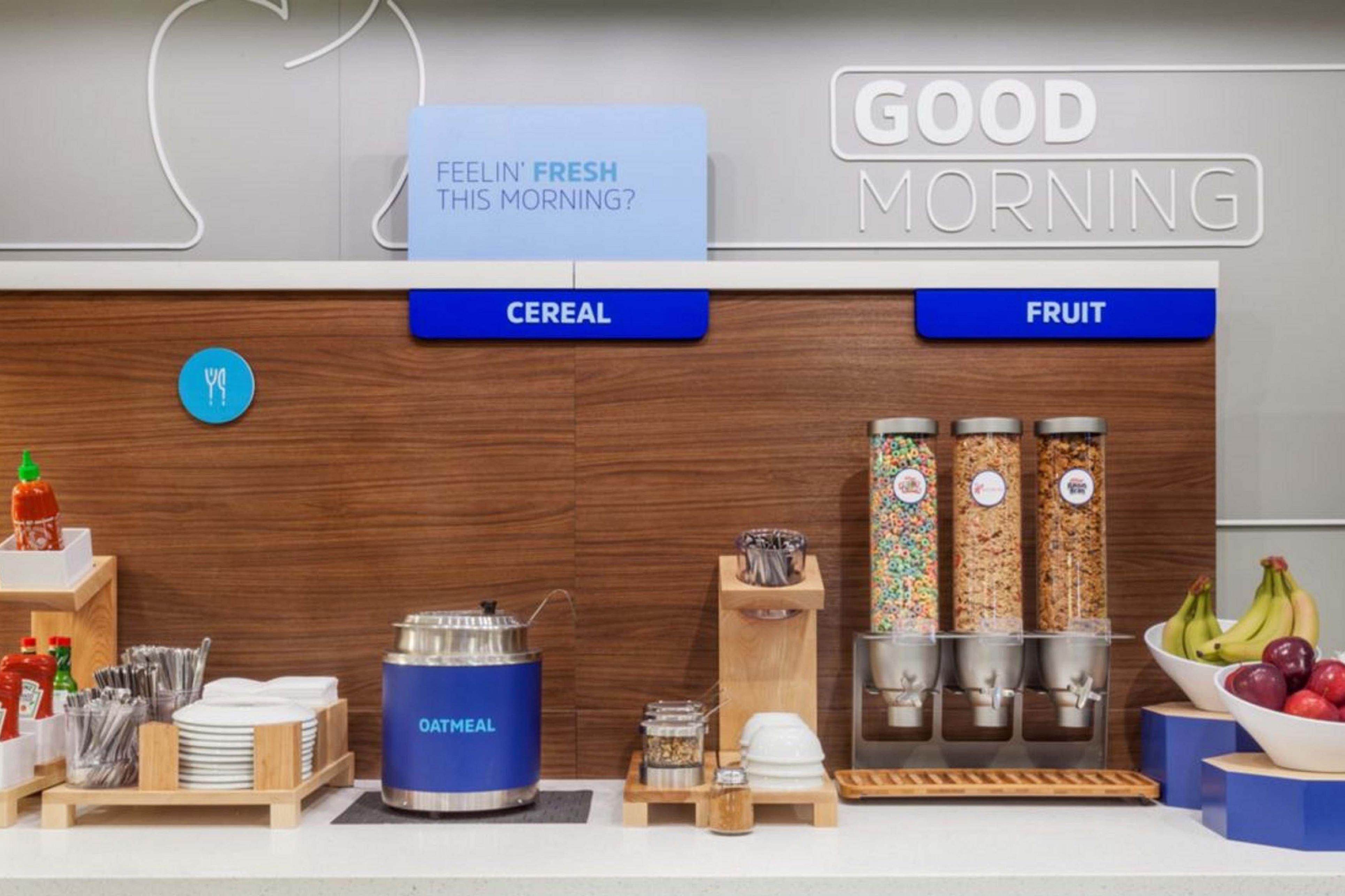 Holiday Inn Express Hotel & Suites Antigo By Ihg Eksteriør bilde