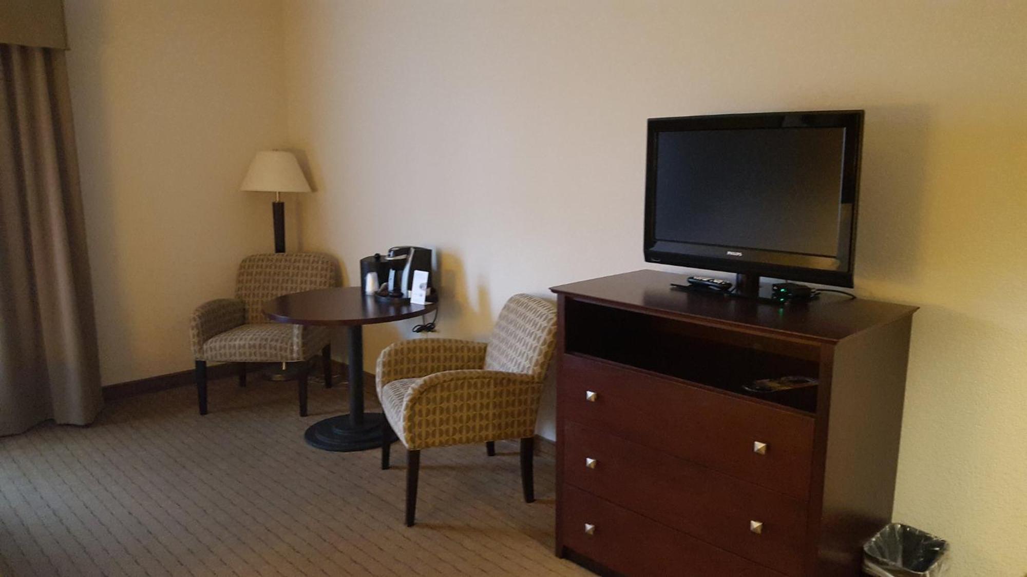 Holiday Inn Express Hotel & Suites Antigo By Ihg Eksteriør bilde