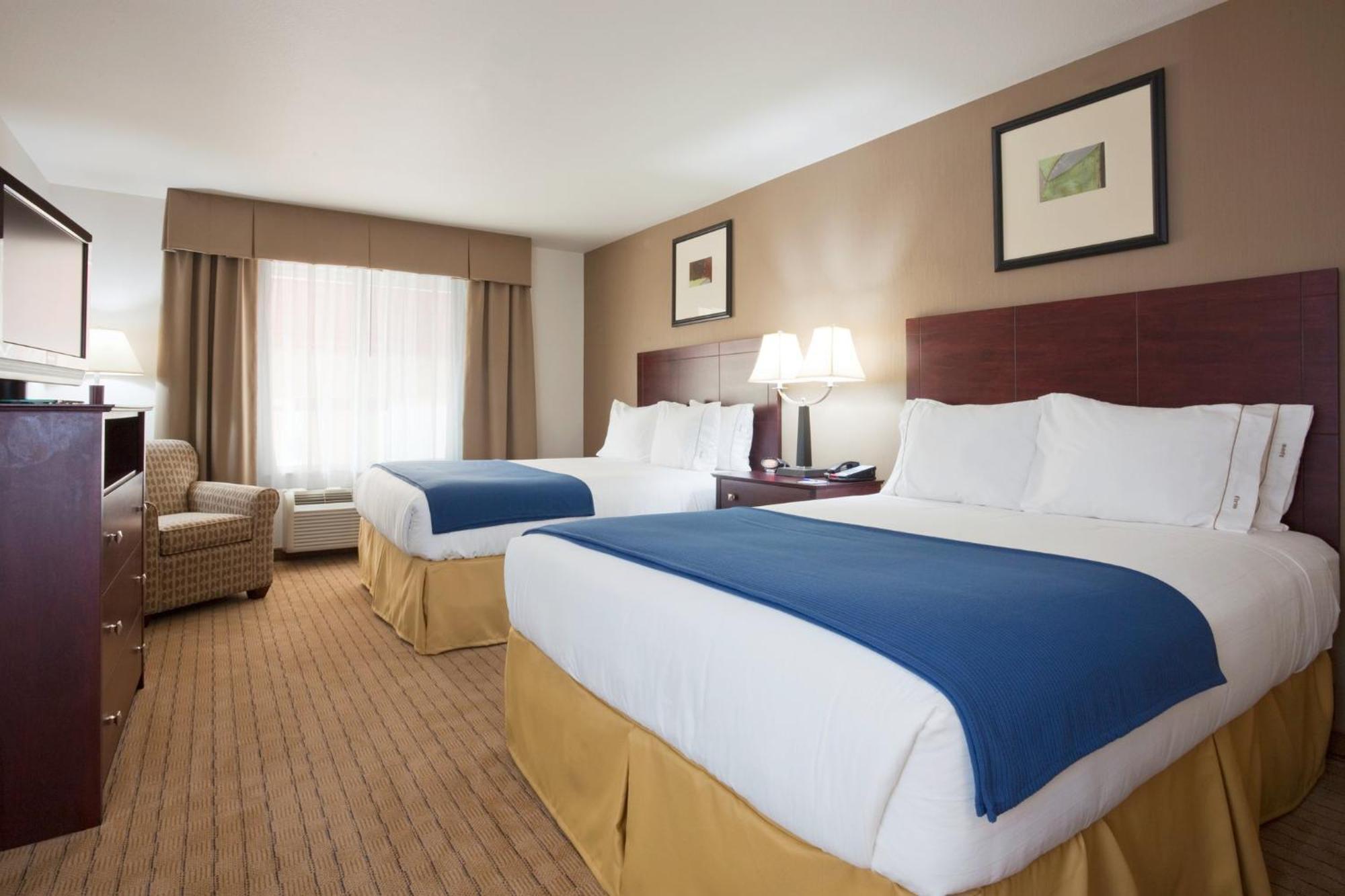 Holiday Inn Express Hotel & Suites Antigo By Ihg Eksteriør bilde